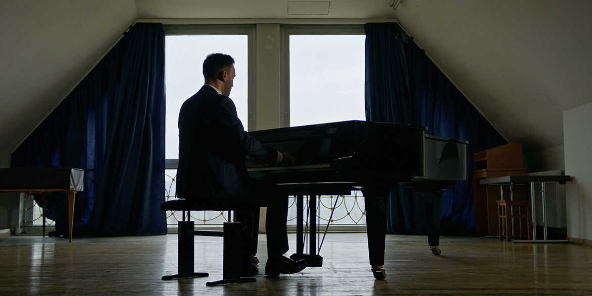 Erzbistum Paderborn - Filmportrait Neupriester 2024 - Paderborn_02 image.jpg